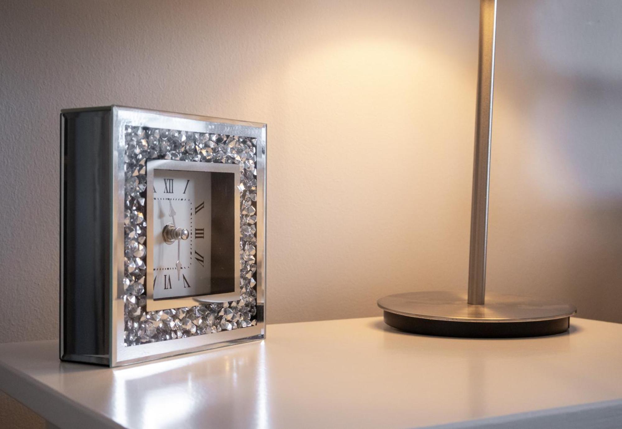 Modern 2 Bed Apartment Near Gatwick Crawley (West Sussex) Exterior foto